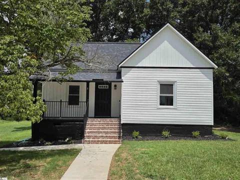 8 W First Street
