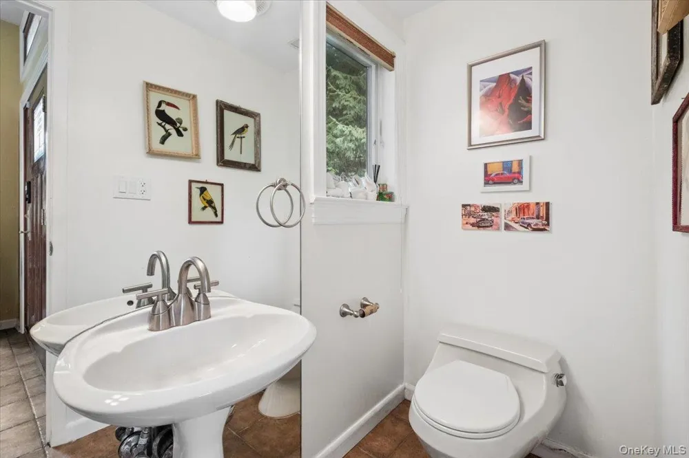 5 Agnes Circle Ardsley, NY 10502