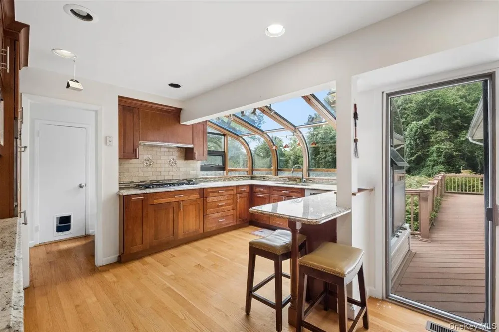 5 Agnes Circle Ardsley, NY 10502