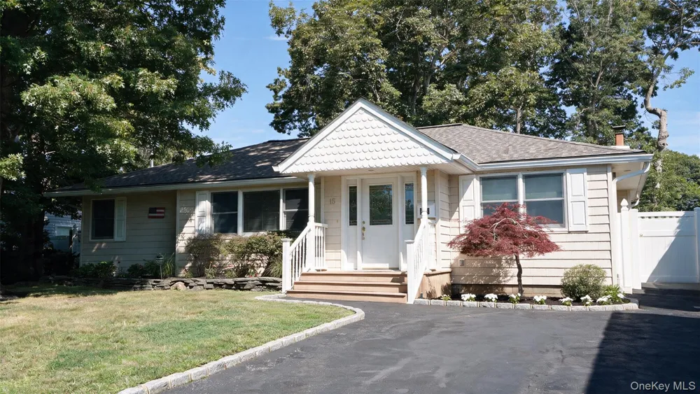 15 Marianna Place East Islip, NY 11730