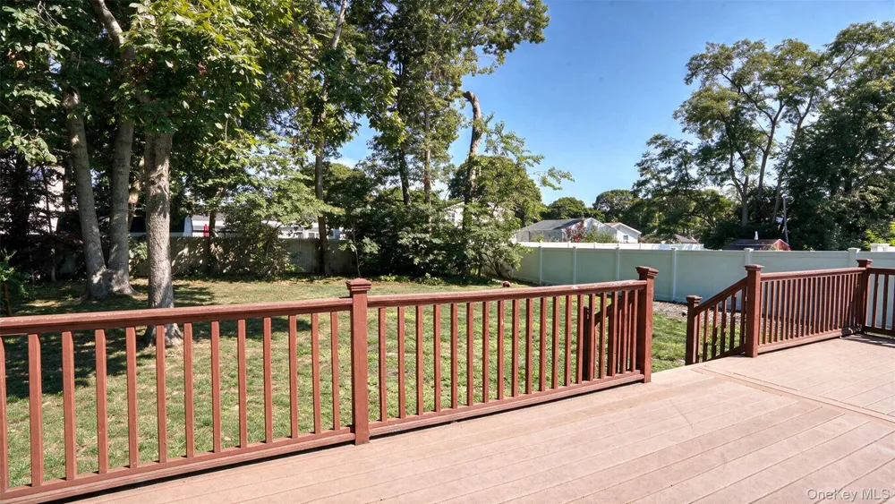 15 Marianna Place East Islip, NY 11730