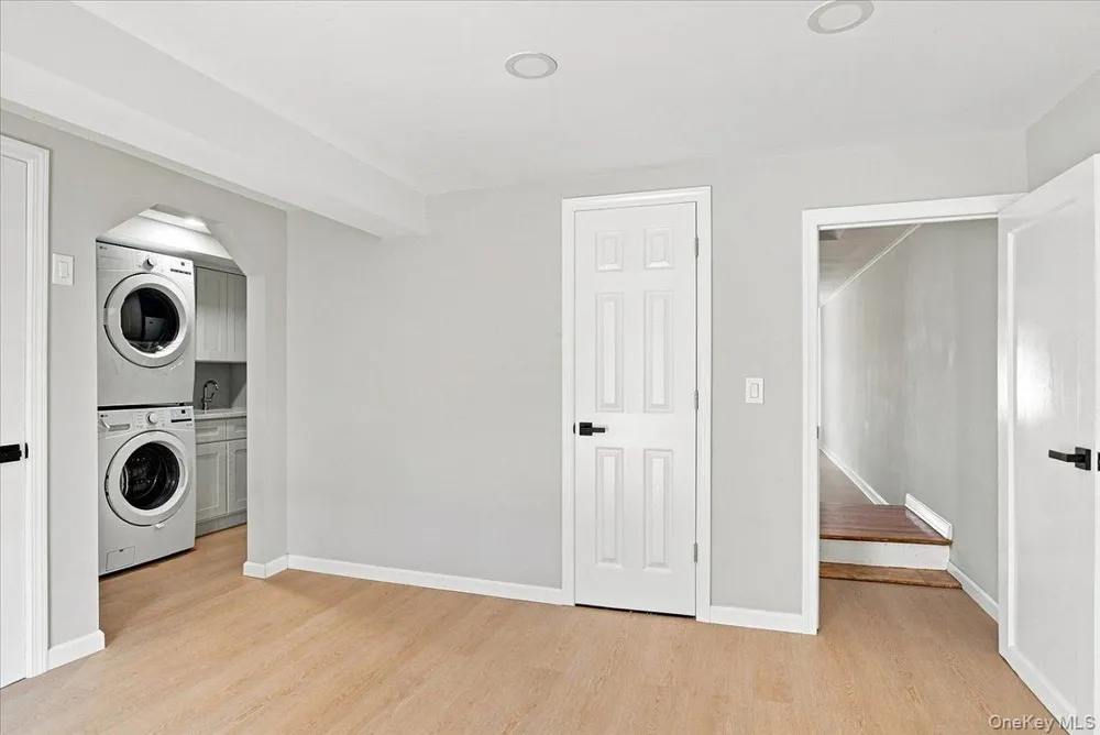 13534 117th Street South Ozone Park, NY 11420
