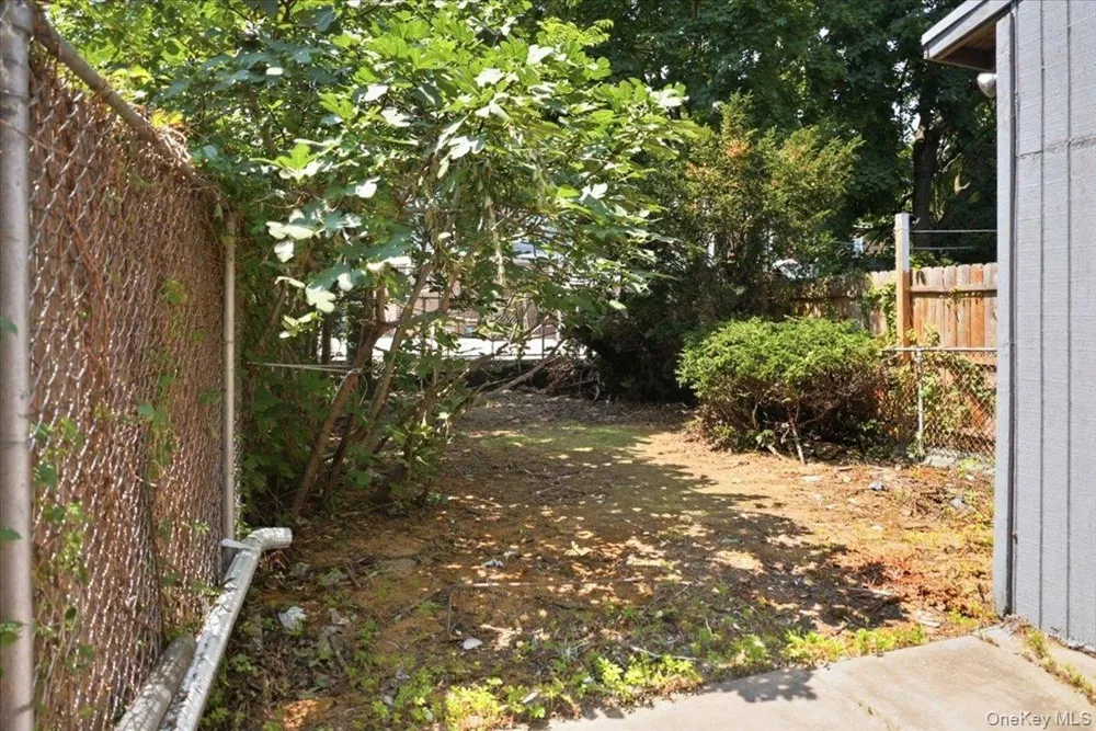 13534 117th Street South Ozone Park, NY 11420