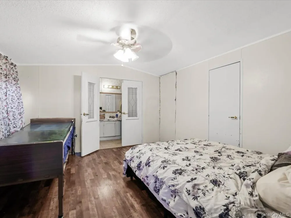 13 Mindy Lane Bohemia, NY 11716