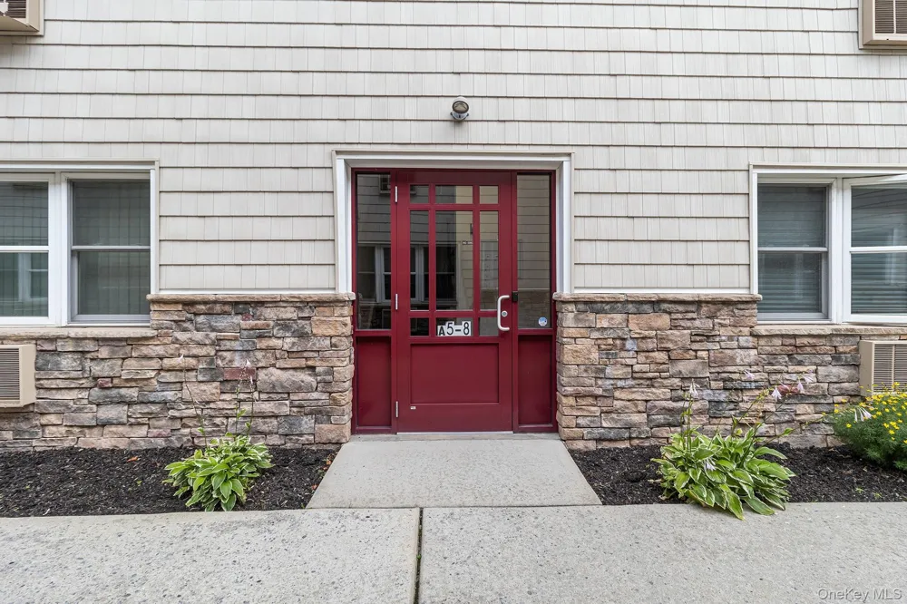 490 Main Street #A7 Farmingdale, NY 11735