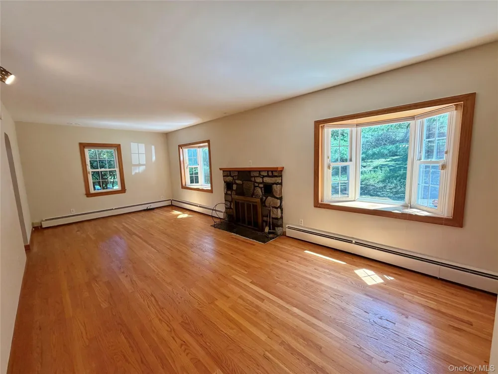 191 Putt Corners Road New Paltz, NY 12561