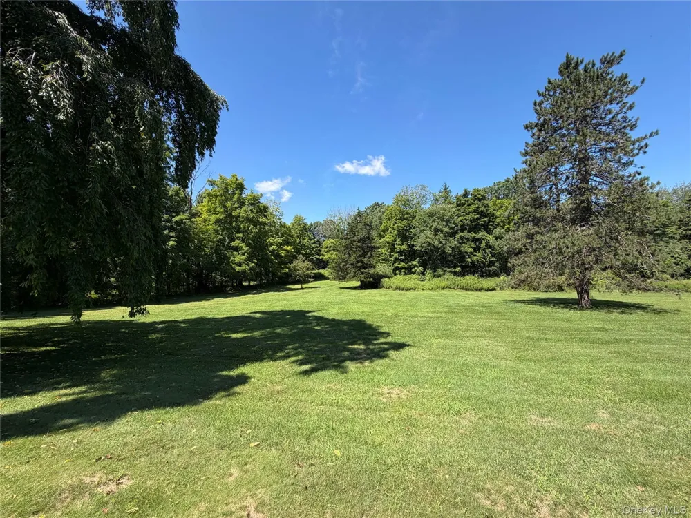 191 Putt Corners Road New Paltz, NY 12561