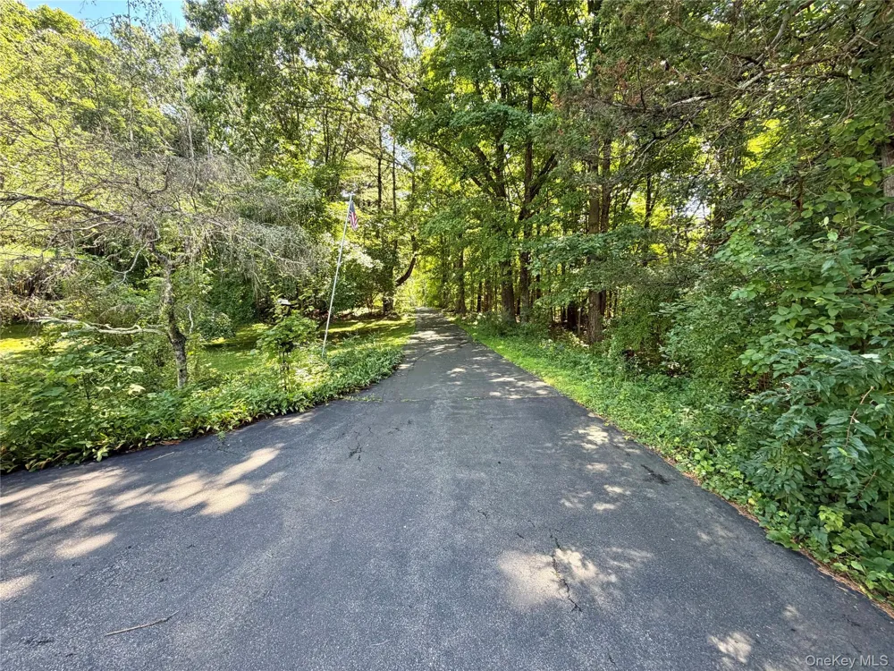191 Putt Corners Road New Paltz, NY 12561