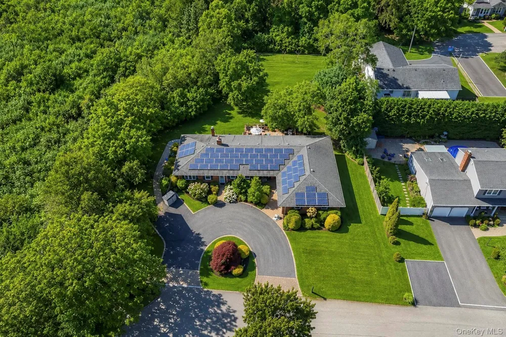 5 Reinhardt Court Blue Point, NY 11715