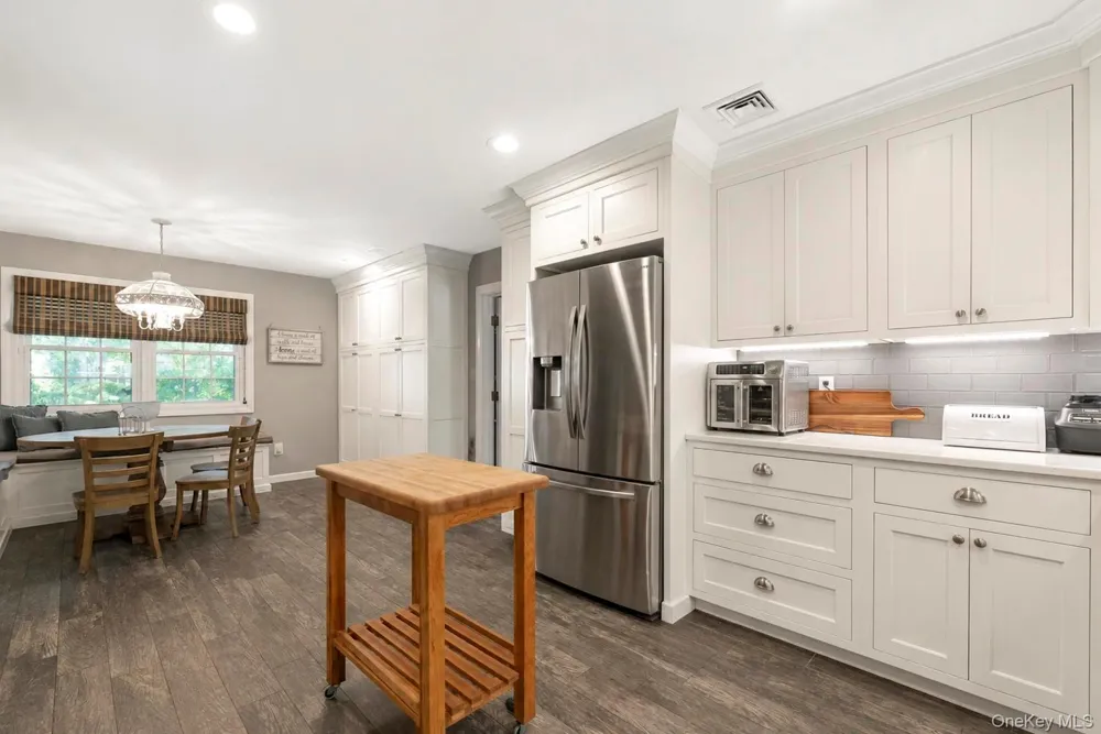 5 Reinhardt Court Blue Point, NY 11715