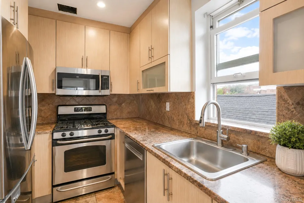 2388 Ocean Avenue #11 Brooklyn, NY 11229