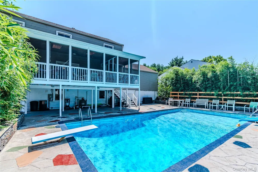 10 Old Mill Drive Poughkeepsie, NY 12603