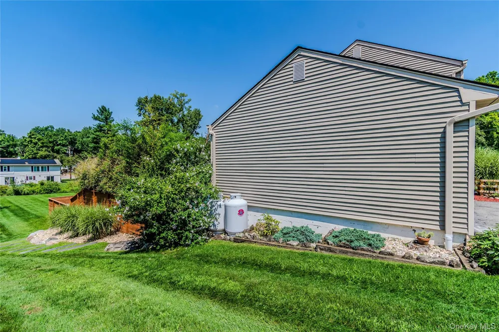 10 Old Mill Drive Poughkeepsie, NY 12603