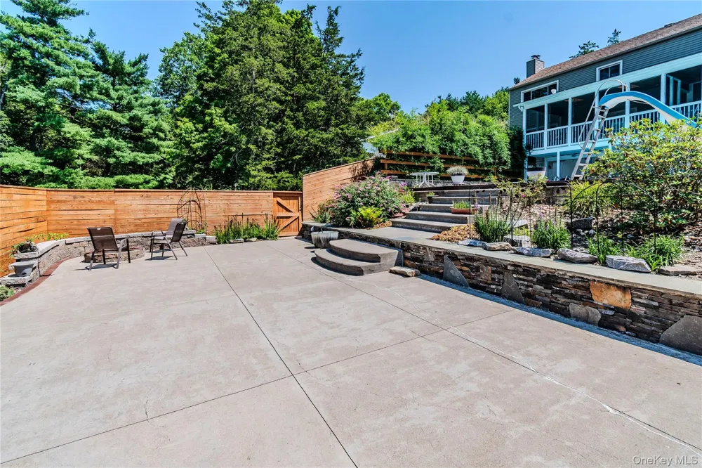 10 Old Mill Drive Poughkeepsie, NY 12603