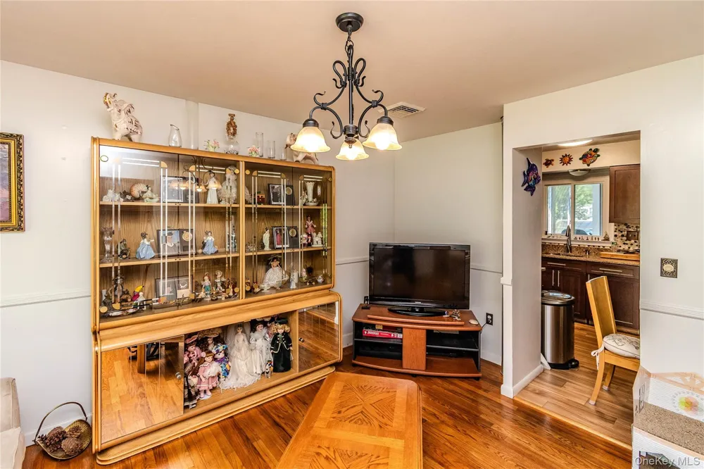 10 Old Mill Drive Poughkeepsie, NY 12603