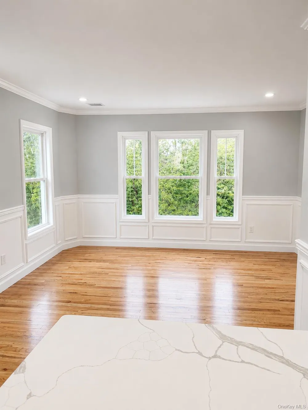 34 Frazier Street Hempstead, NY 11550