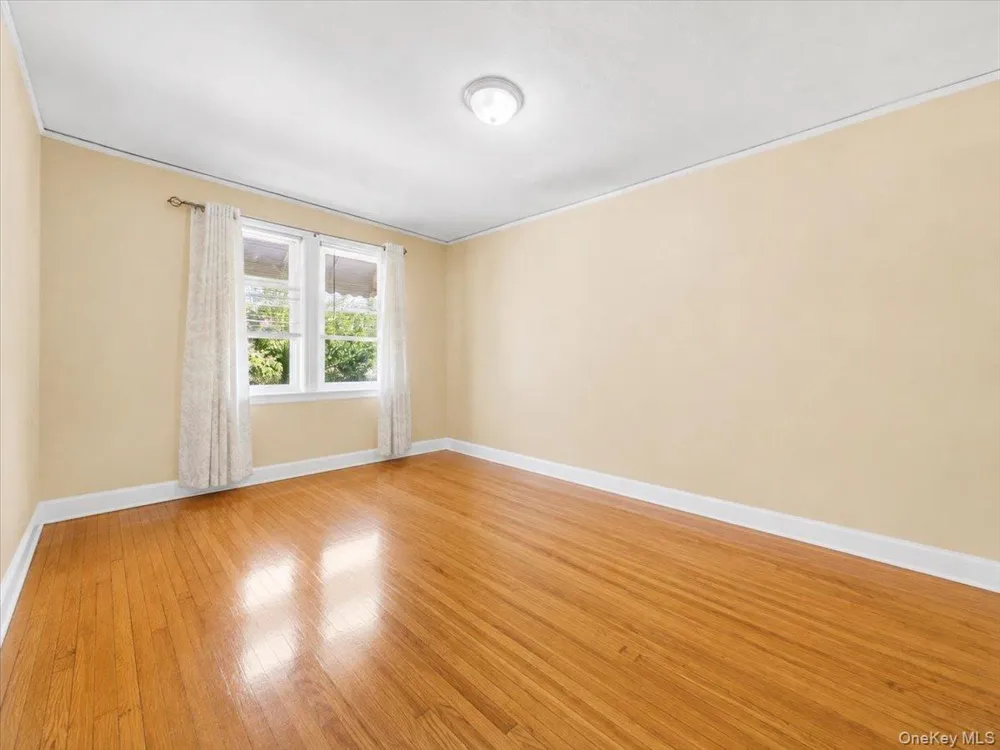 937 Duncan Street Bronx, NY 10469