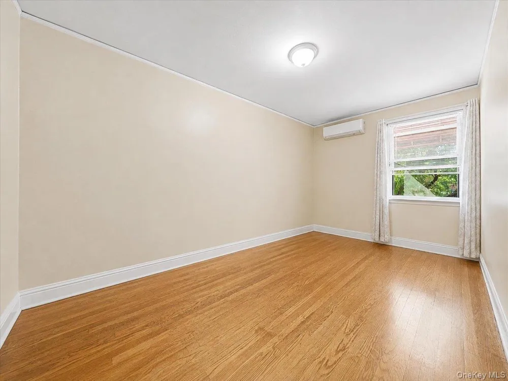 937 Duncan Street Bronx, NY 10469
