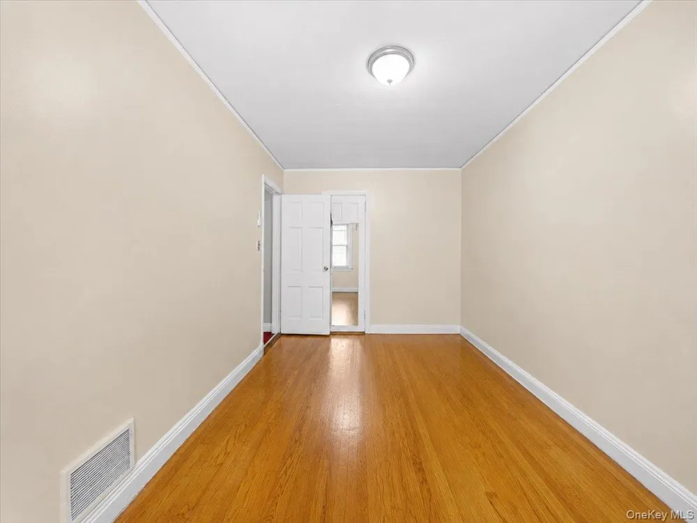 937 Duncan Street Bronx, NY 10469