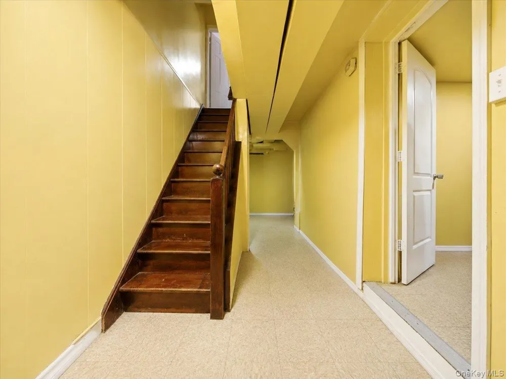 937 Duncan Street Bronx, NY 10469