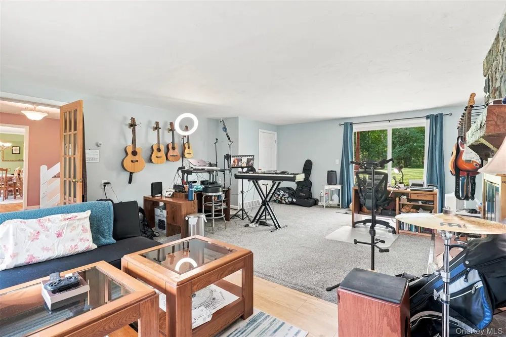 139 Pine Island Turnpike Warwick, NY 10990