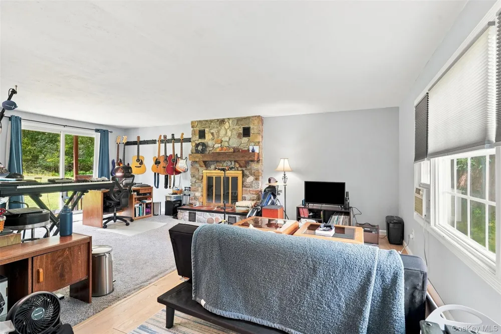139 Pine Island Turnpike Warwick, NY 10990