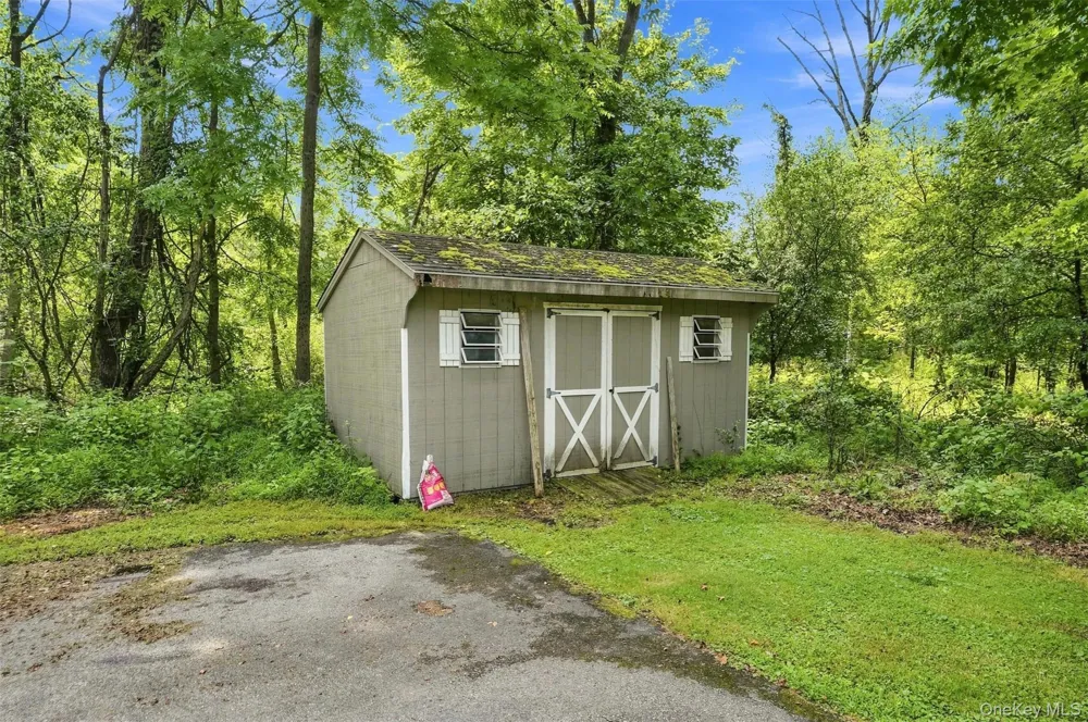 139 Pine Island Turnpike Warwick, NY 10990