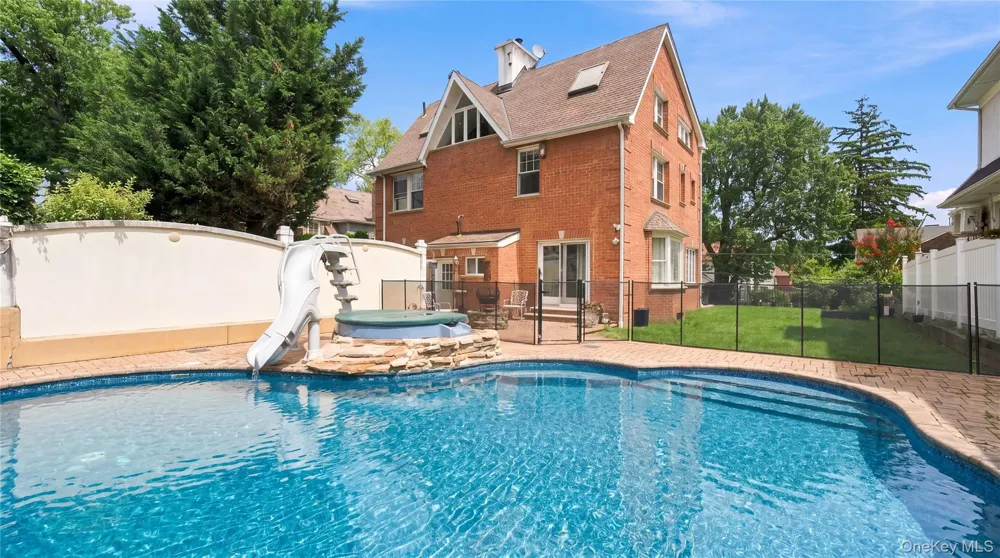 3340 157th Street Flushing, NY 11354