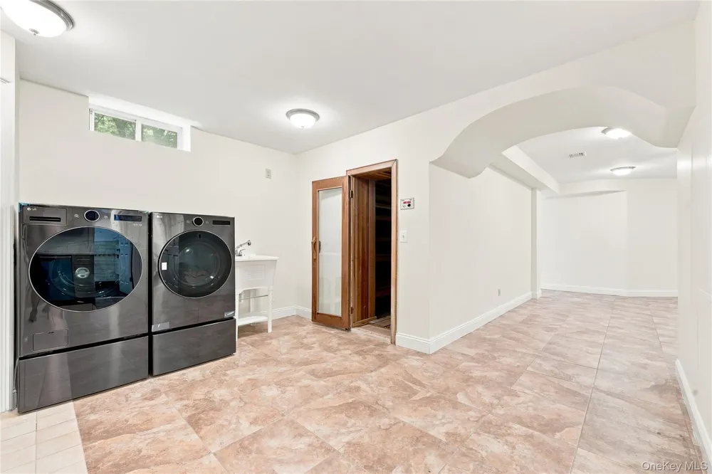 3340 157th Street Flushing, NY 11354