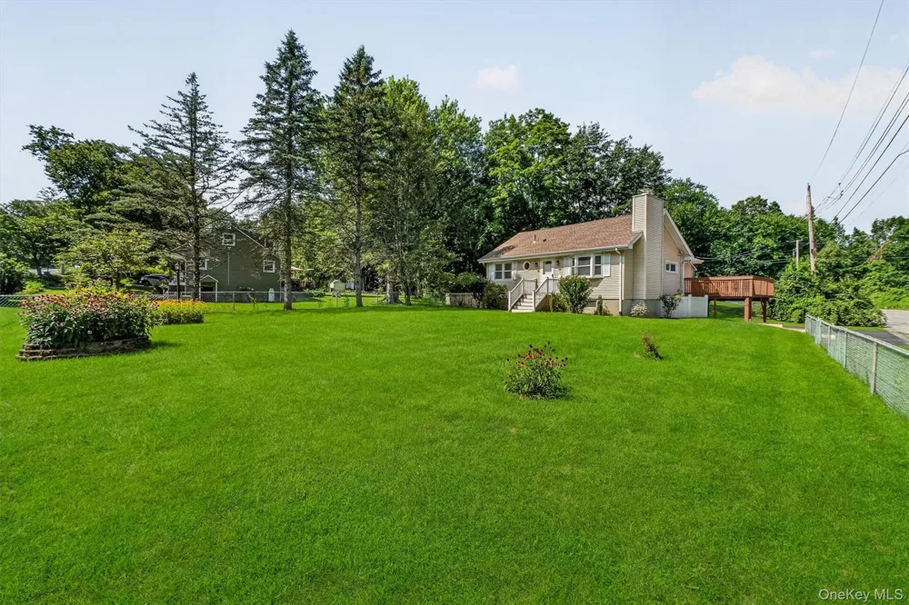 76 Meadow Sweet Road Cortlandt Manor, NY 10567