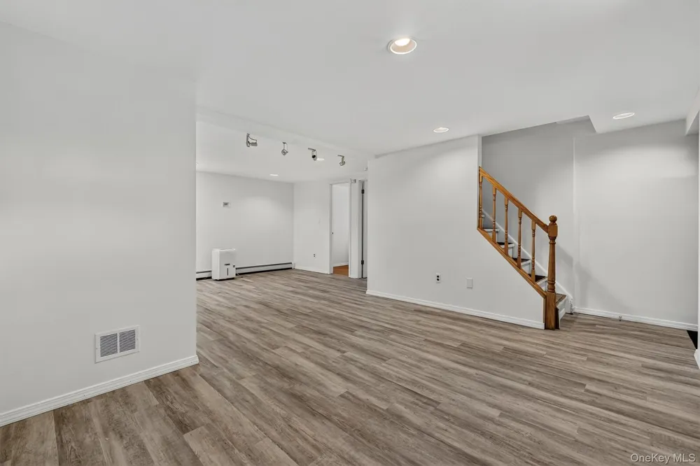 76 Meadow Sweet Road Cortlandt Manor, NY 10567