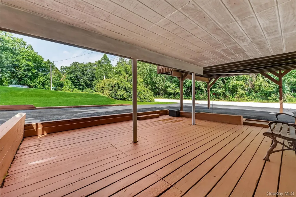 76 Meadow Sweet Road Cortlandt Manor, NY 10567