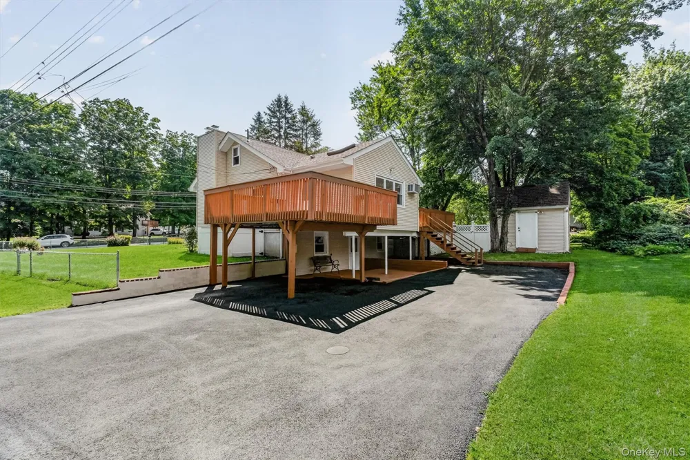 76 Meadow Sweet Road Cortlandt Manor, NY 10567