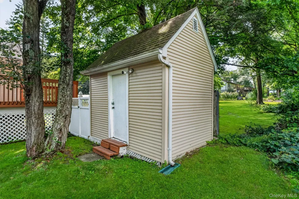 76 Meadow Sweet Road Cortlandt Manor, NY 10567
