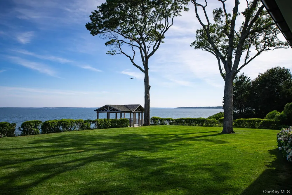 1140 Park Avenue Mattituck, NY 11952
