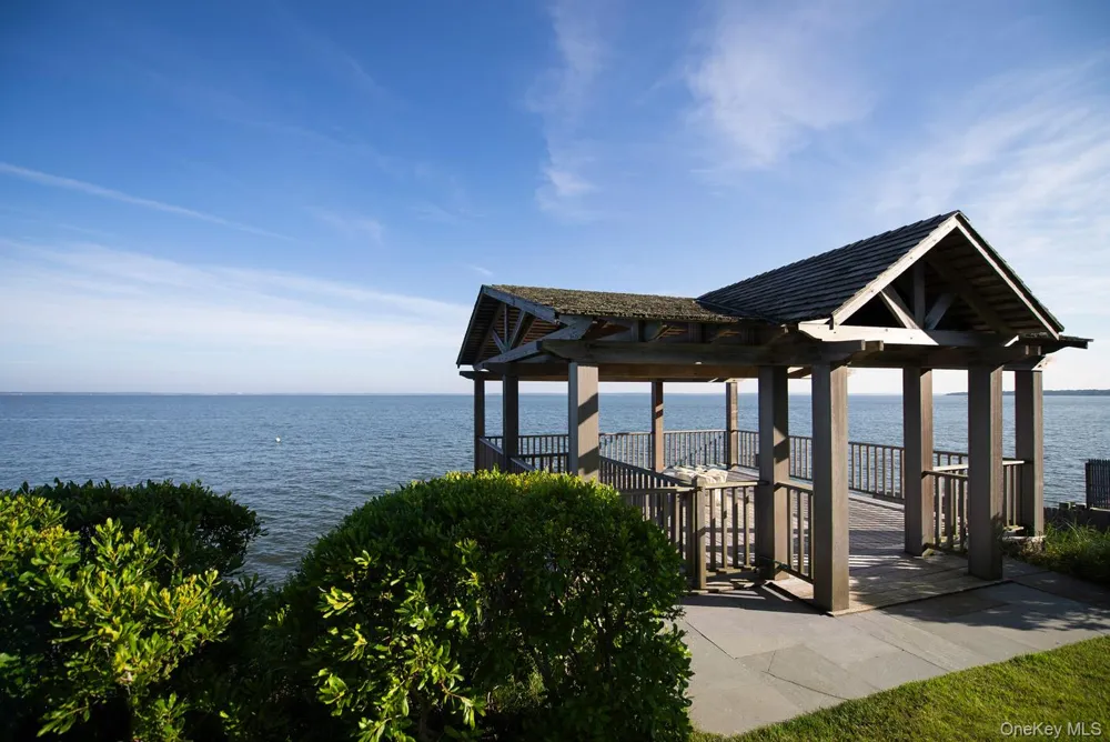 1140 Park Avenue Mattituck, NY 11952
