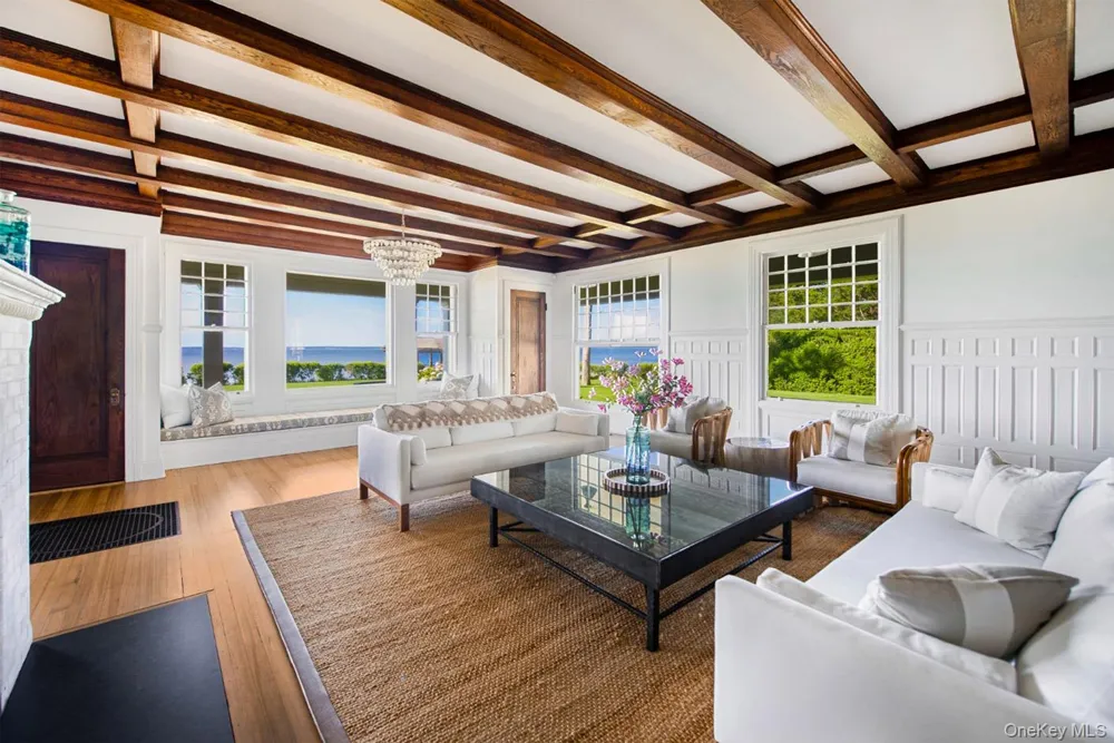 1140 Park Avenue Mattituck, NY 11952