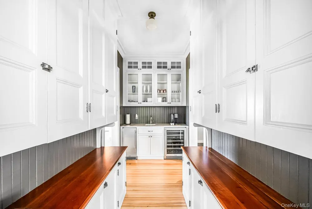 1140 Park Avenue Mattituck, NY 11952