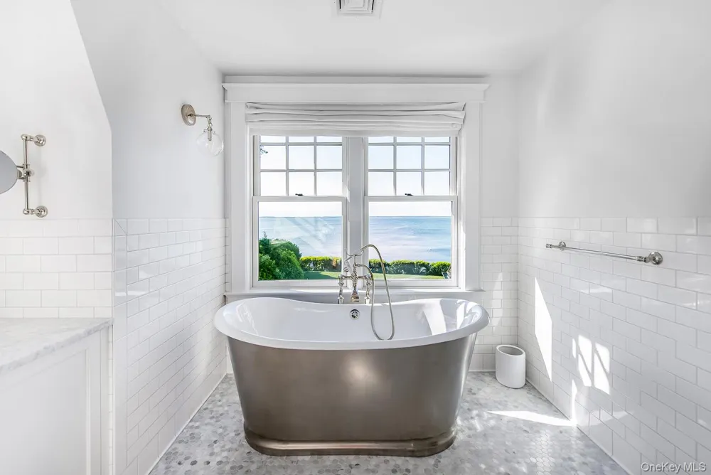 1140 Park Avenue Mattituck, NY 11952