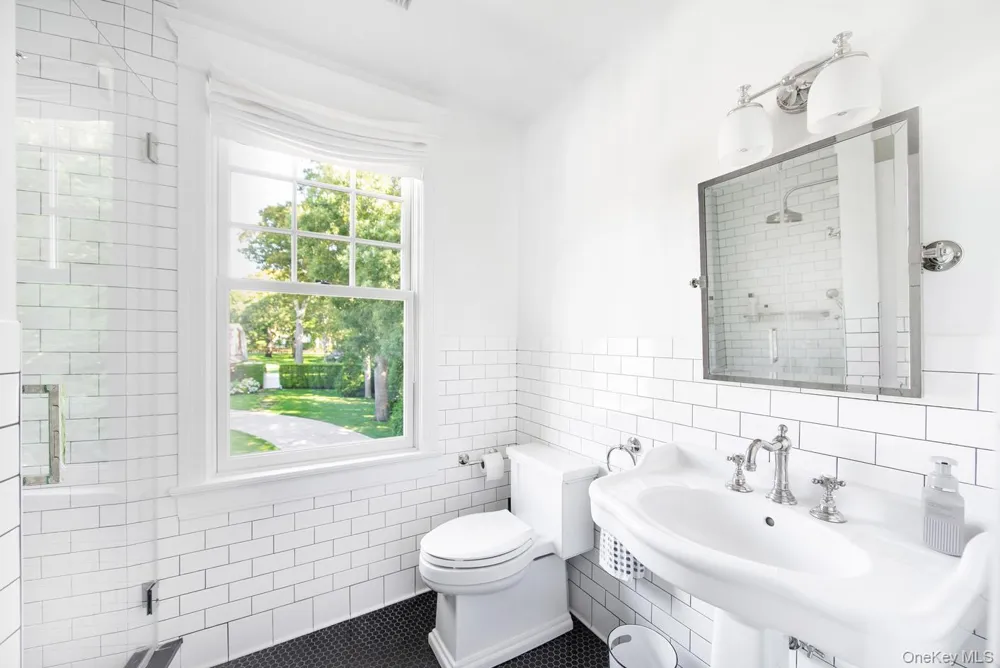 1140 Park Avenue Mattituck, NY 11952