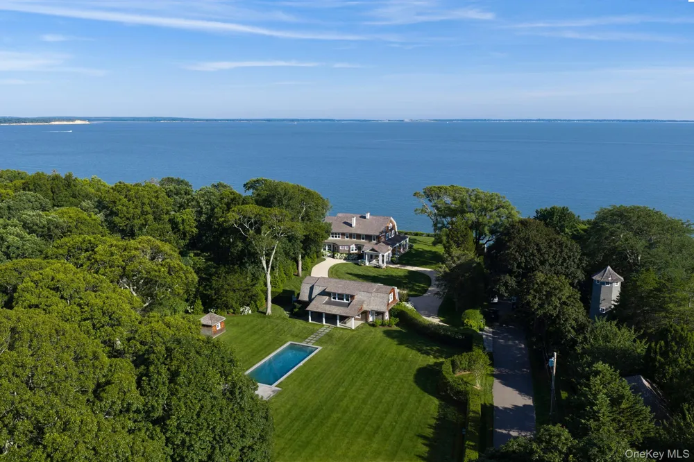 1140 Park Avenue Mattituck, NY 11952