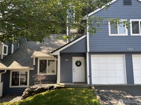1301 NW Slate Lane #104