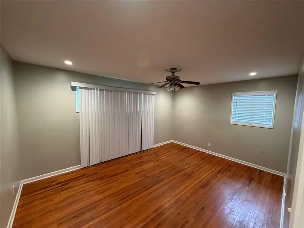 1847 Dorsey Avenue East Point, GA 30344