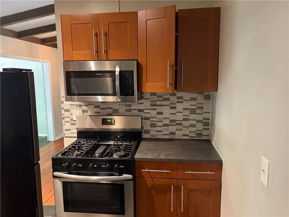 1847 Dorsey Avenue East Point, GA 30344