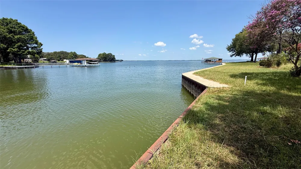 Cambridge Drive Streetman, TX 75859