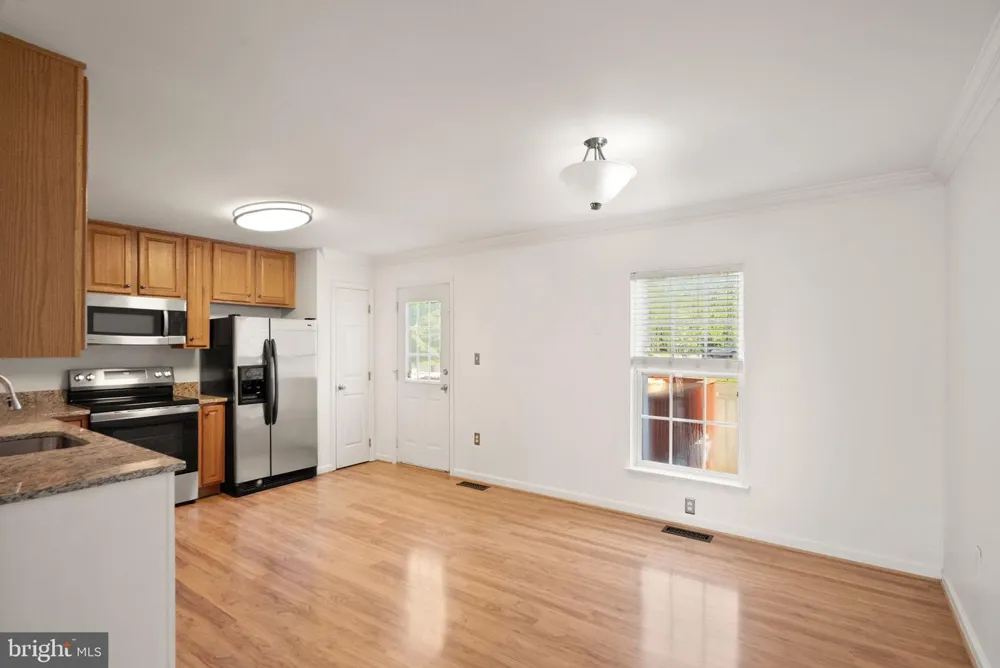 35924 CLOVER TERRACE Round Hill, VA 20141