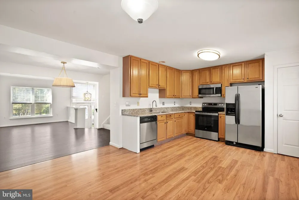 35924 CLOVER TERRACE Round Hill, VA 20141
