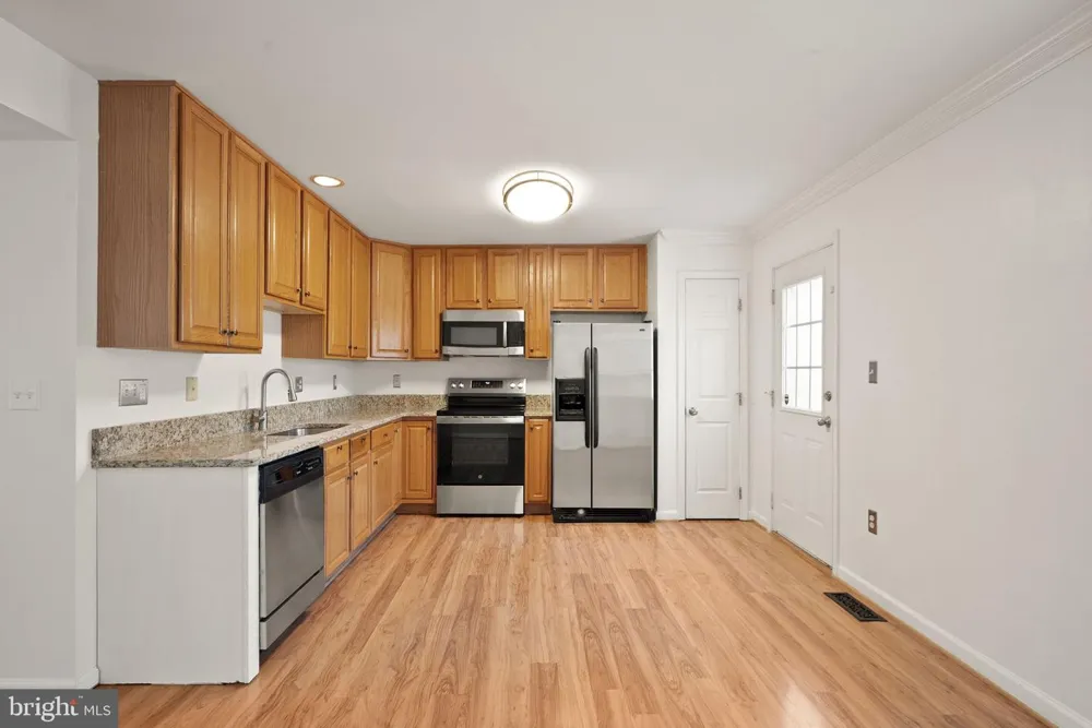 35924 CLOVER TERRACE Round Hill, VA 20141