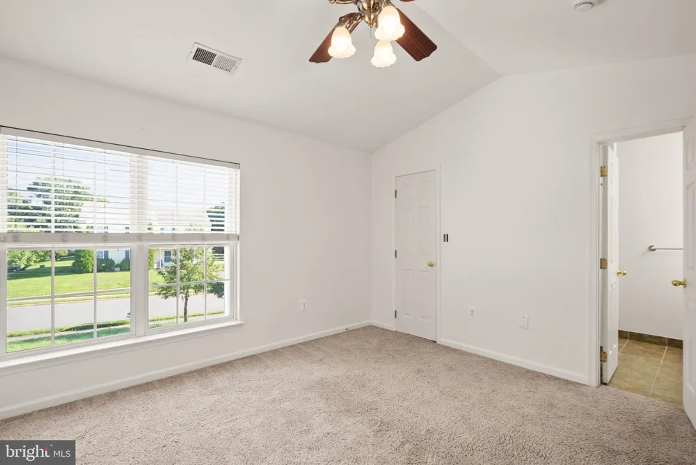 35924 CLOVER TERRACE Round Hill, VA 20141