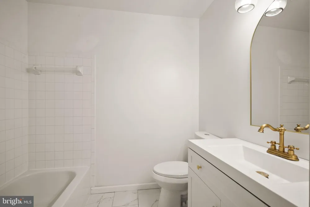 35924 CLOVER TERRACE Round Hill, VA 20141